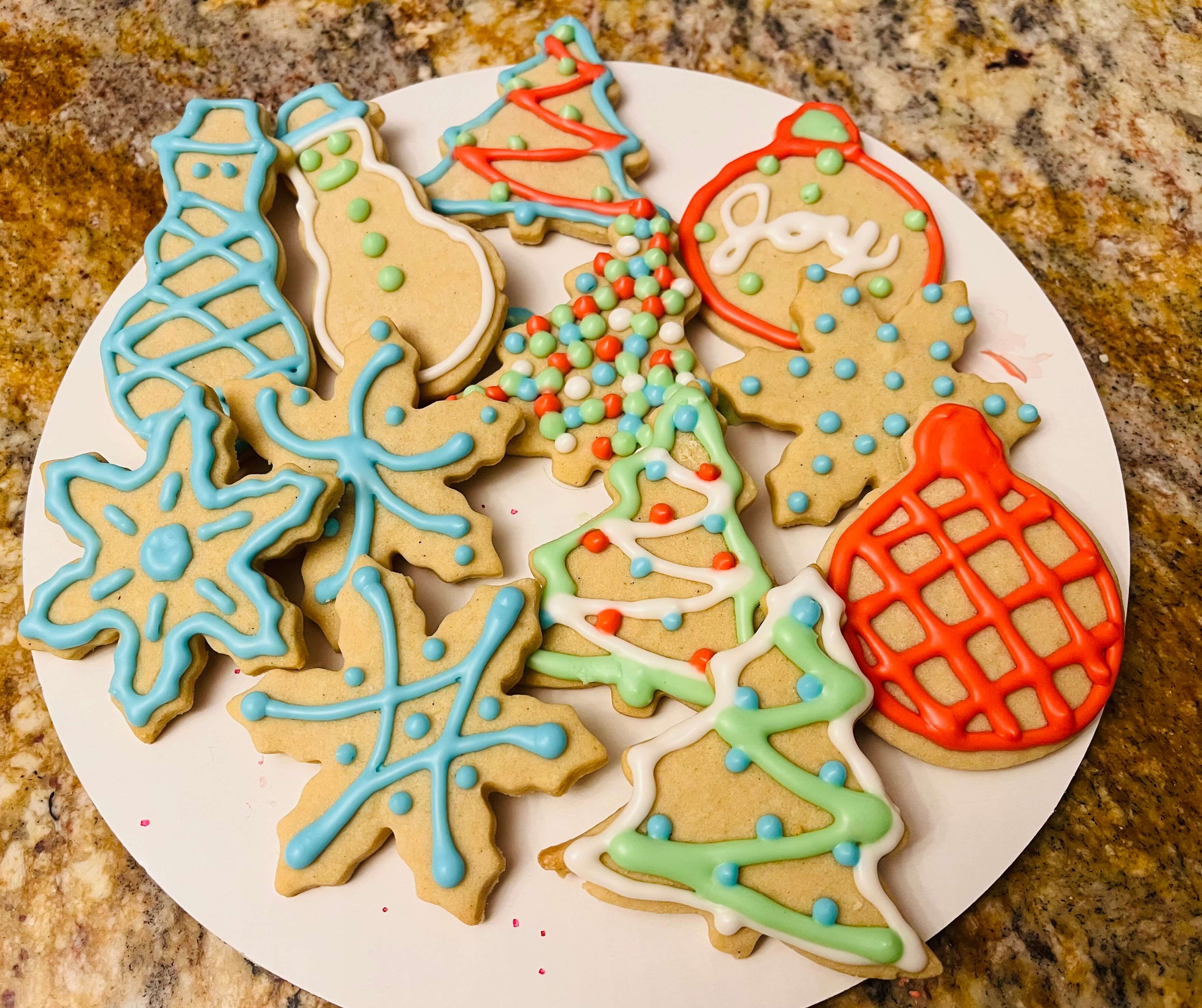 Shortbread cookie with colorful icing